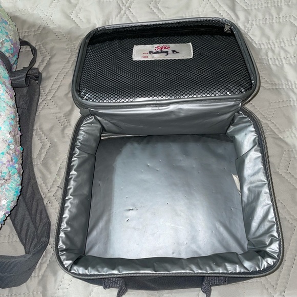 Justice Backpack/Lunchbox set - Picture 5 of 5